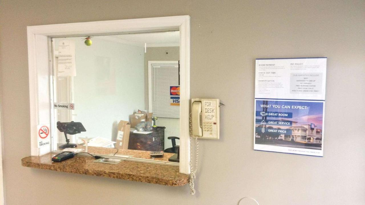 Motel 6 Newport News, Va - Fort Eustis エクステリア 写真